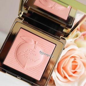 🍑Too Faced Peach Blur Translucent Smoothing Finishing Powder🍑